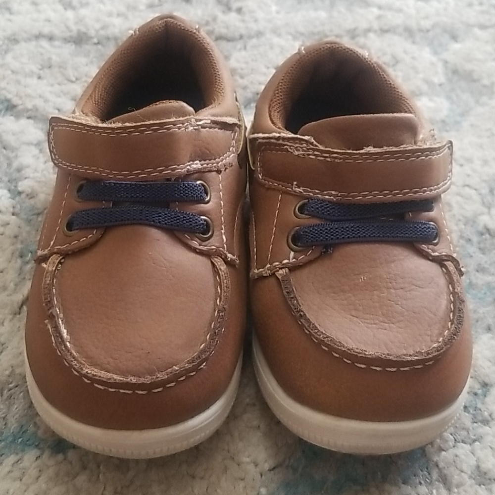 Size 6 boys shoe
